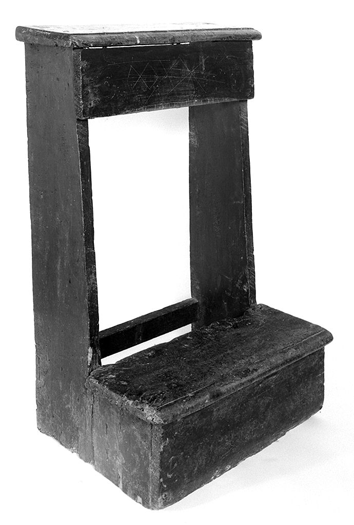 inginocchiatoio - bottega toscana (fine/inizio secc. XIX/ XX)