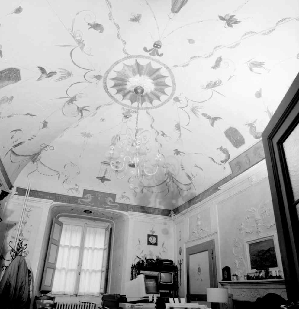 motivi decorativi vegetali con figure (decorazione parietale, complesso decorativo) - ambito toscano (prima metà sec. XIX)