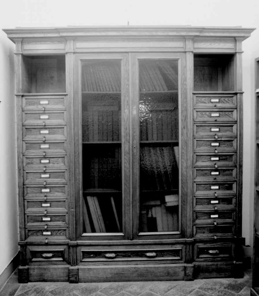 armadio-archivio - produzione italiana (sec. XX)
