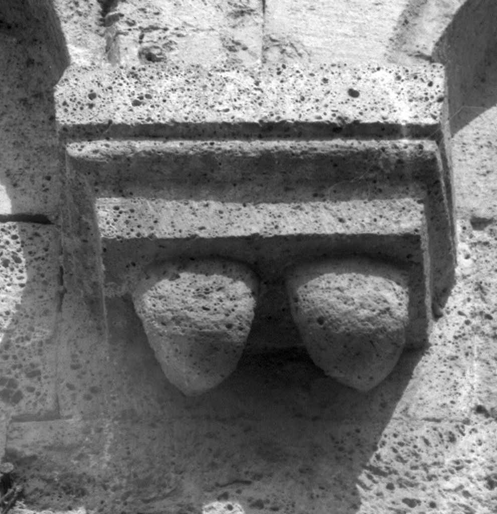 mensola - bottega pisana (fine/inizio secc. XI/ XII)