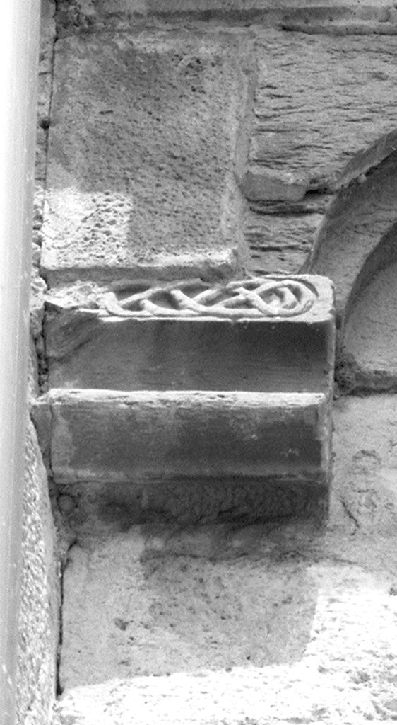 mensola - ambito pisano (fine/inizio secc. XII/ XIII)