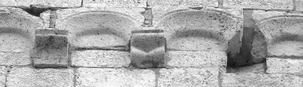 mensola - ambito pisano (fine/inizio secc. XII/ XIII)