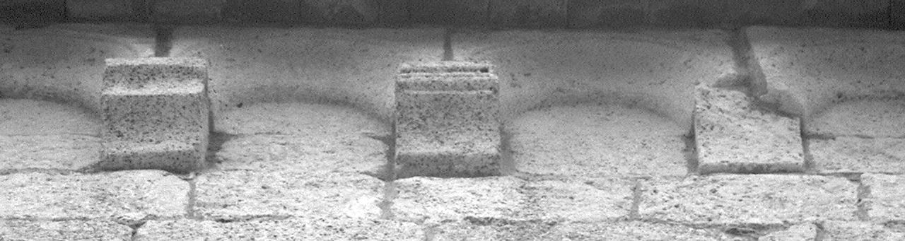 mensola, serie - ambito pisano (fine/inizio secc. XII/ XIII)