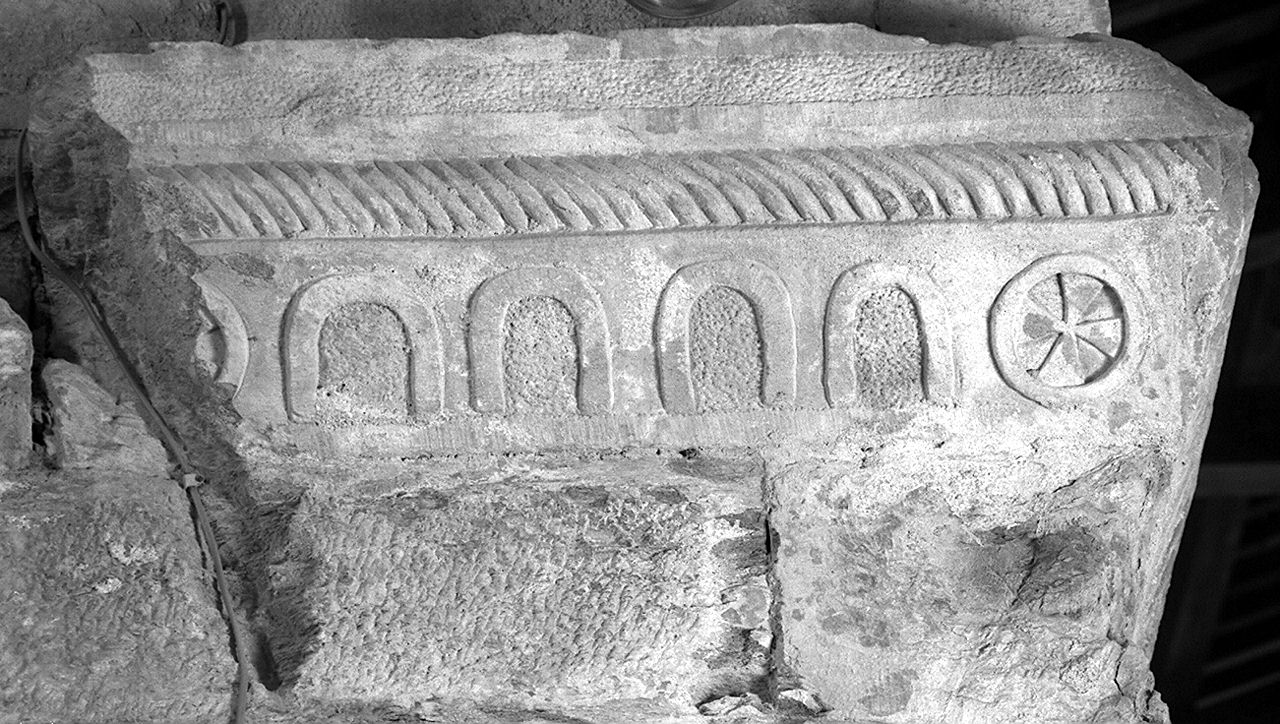 capitello - ambito pisano (seconda metà sec. XI)