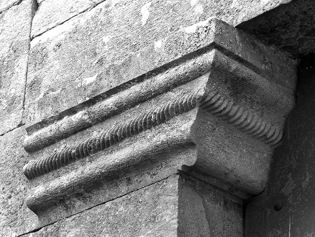 capitello - ambito pisano (seconda metà sec. XI)