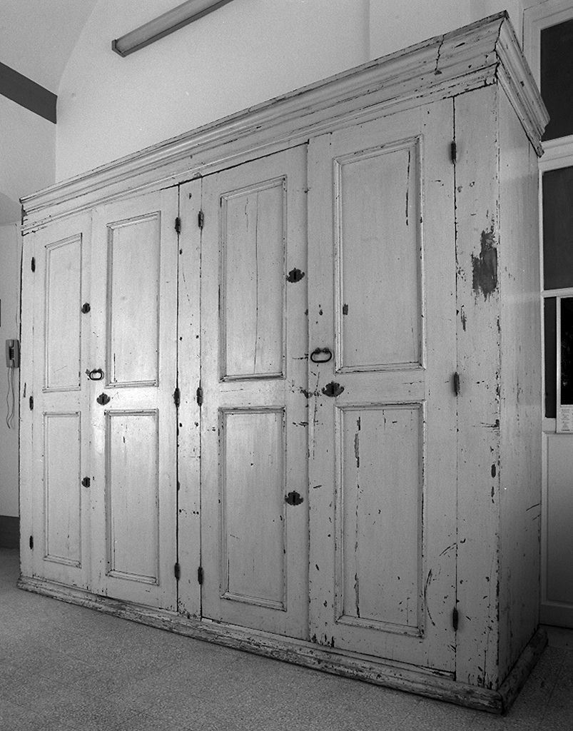 armadio - produzione fiorentina (sec. XVII)