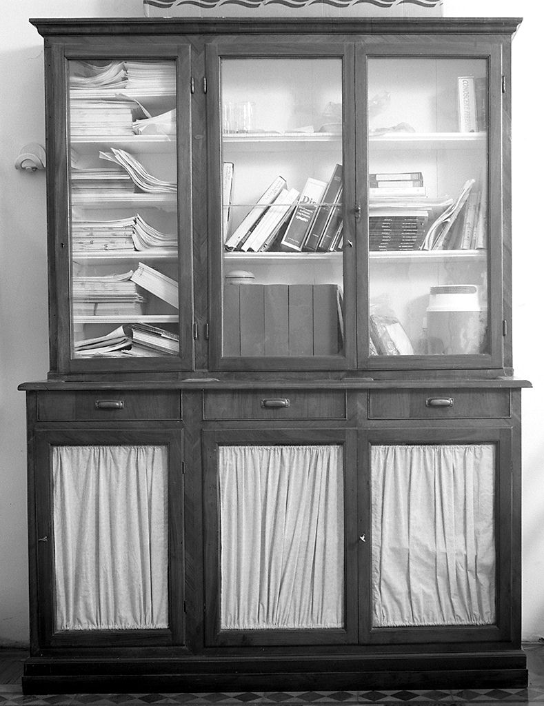 vetrina, serie - produzione fiorentina (secc. XVIII/ XIX)