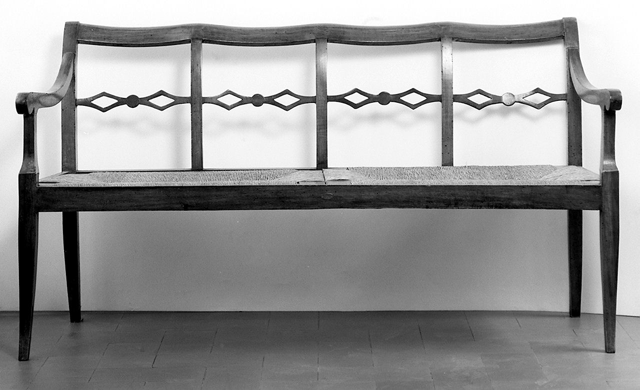 divanetto - produzione toscana (prima metà sec. XIX)