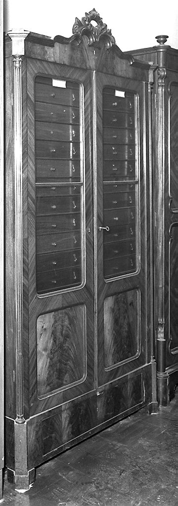 armadio - produzione toscana (seconda metà sec. XIX)