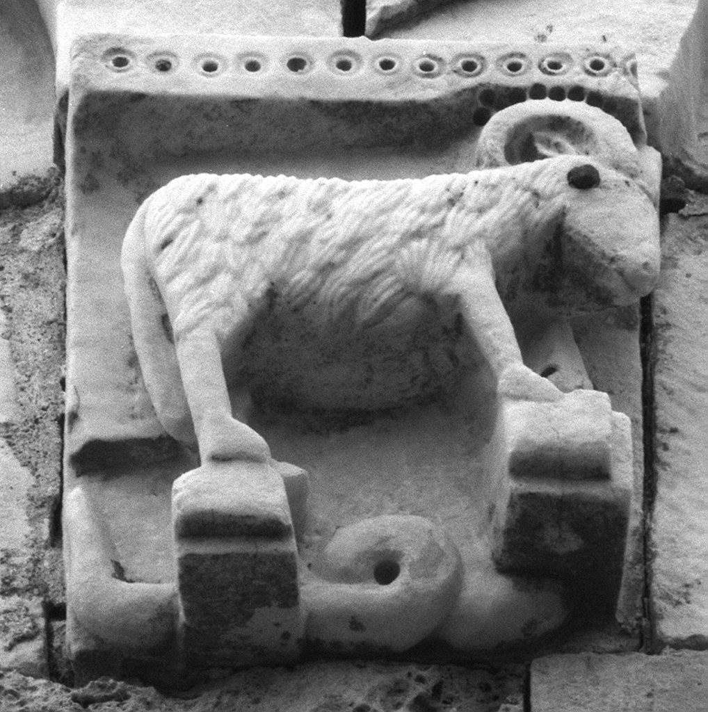 ariete e serpente (mensola) - ambito toscano (seconda metà sec. XI)