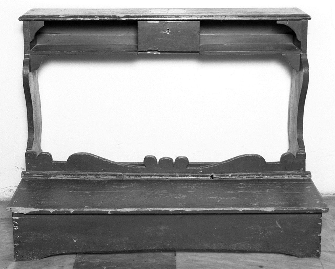 inginocchiatoio - produzione toscana (seconda metà sec. XIX)