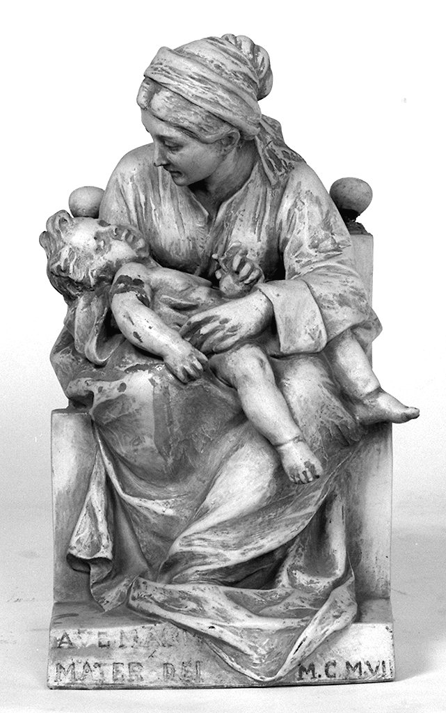 Madonna con Bambino (statuetta) di Rivalta Augusto (sec. XX)