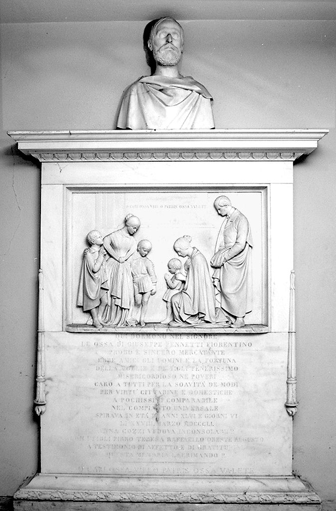 busto ritratto di Giuseppe Pennetti e compianto della moglie e dei figli sul suo sepolcro (monumento funebre) di Cambi Ulisse (sec. XIX)