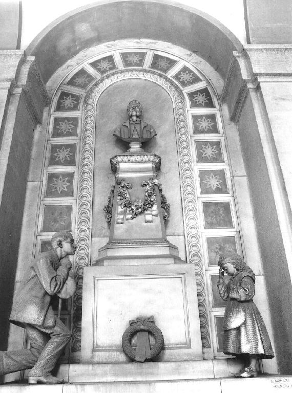 devoti in preghiera (monumento funebre, opera isolata) di Moreno Giacomo (sec. XIX)