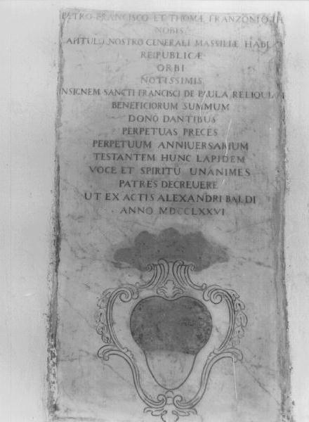 stemma gentilizio (lapide documentaria) - bottega ligure (prima metà sec. XVIII)