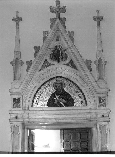 San Francesco d'Assisi (portale) - bottega ligure (secondo quarto sec. XX)