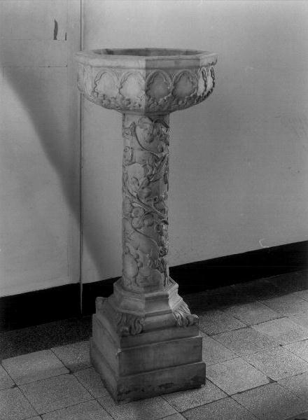 acquasantiera - a fusto - bottega ligure (primo quarto sec. XX)