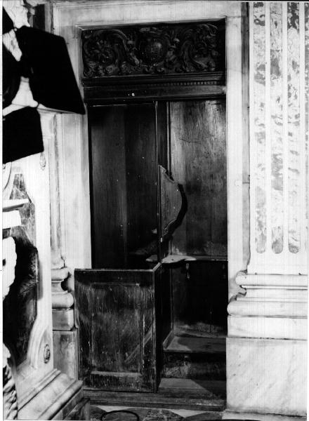 confessionale, elemento d'insieme - bottega ligure (metà sec. XVIII)