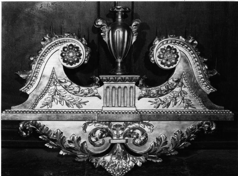 motivi decorativi vegetali (ersia, coppia) - bottega ligure (prima metà sec. XIX)