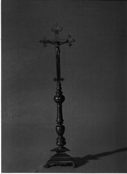 croce da tavolo, opera isolata - produzione italiana (metà sec. XIX)