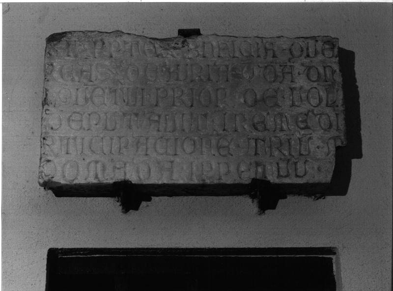 lapide commemorativa, opera isolata - bottega genovese (primo quarto sec. XV)