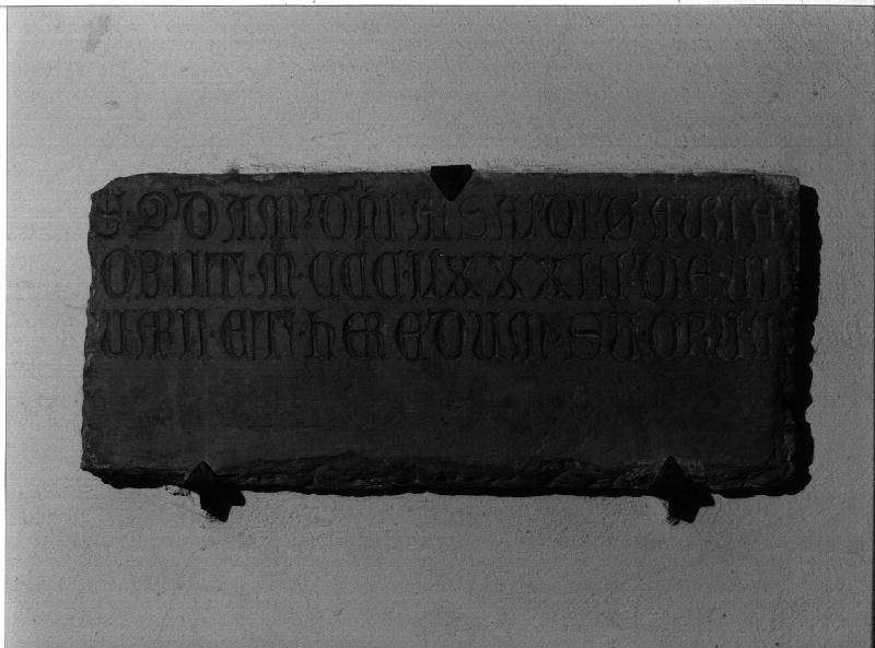 lapide tombale, opera isolata - bottega genovese (sec. XIV)