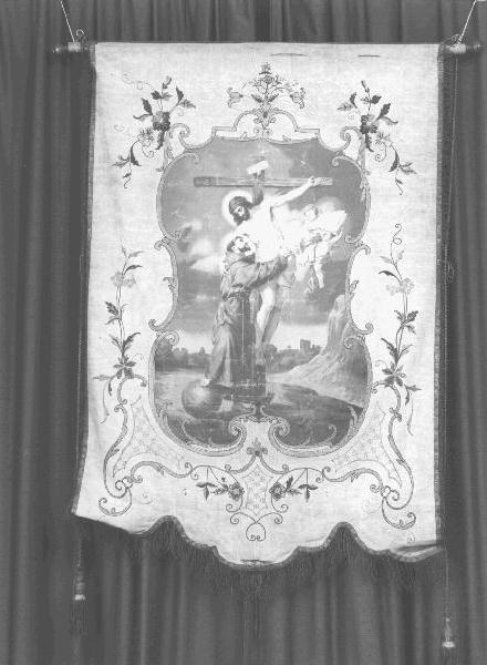 San Francesco d'Assisi abbraccia Cristo crocifisso (?) (stendardo processionale, opera isolata) - manifattura genovese (prima metà sec. XX)