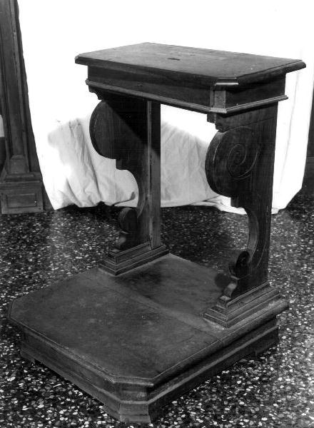 inginocchiatoio, opera isolata - bottega genovese (secc. XIX/ XX)