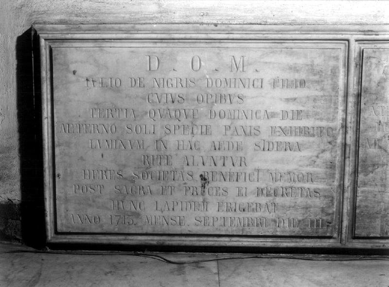 lapide documentaria, opera isolata - bottega ligure (primo quarto sec. XVIII)