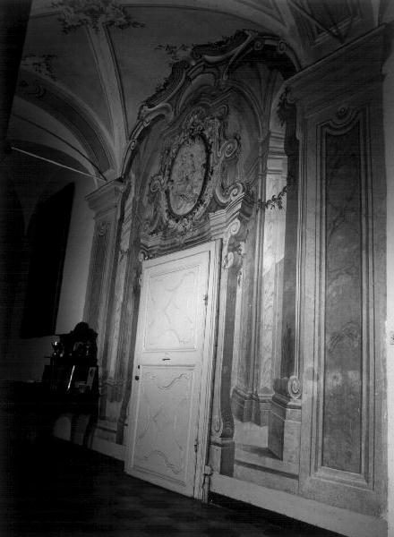 ARCHITETTURA ILLUSIONISTICA (dipinto, elemento d'insieme) di Galeotti Giuseppe (attribuito) (sec. XVIII)