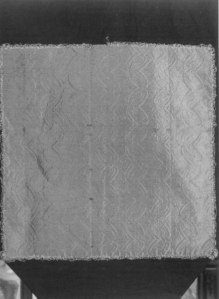 MOTIVI DECORATIVI FLOREALI (velo di calice, opera isolata) - manifattura genovese (prima metà sec. XVII)