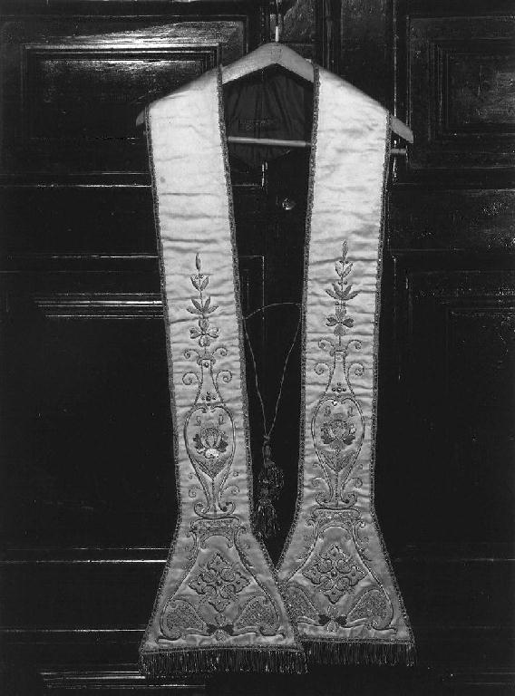 MOTIVI DECORATIVI FLOREALI (stola, opera isolata) - manifattura ligure (primo quarto sec. XX)