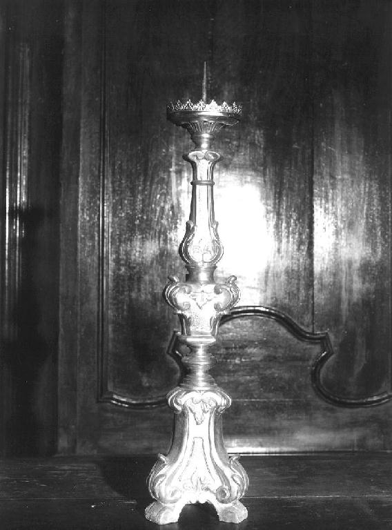 MOTIVI DECORATIVI VEGETALI (candeliere d'altare, serie) - bottega ligure (sec. XVIII)