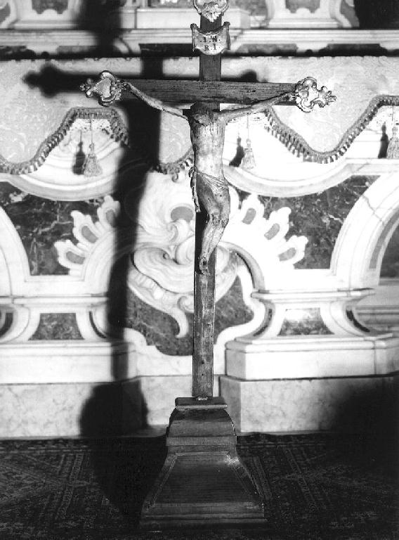 CRISTO CROCIFISSO (croce d'altare, opera isolata) - bottega ligure (fine/inizio secc. XVII/ XVIII, sec. XIX)