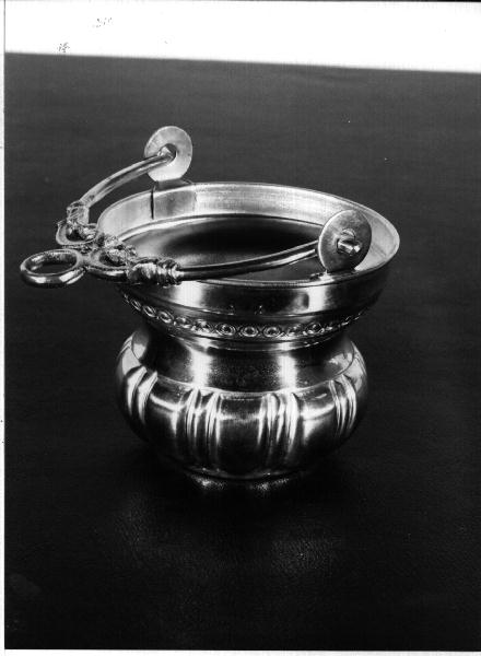 secchiello per l'acqua benedetta, opera isolata - bottega genovese (prima metà sec. XX)