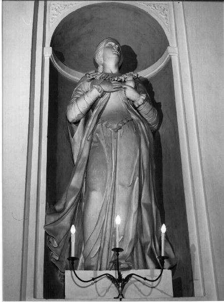 Santa Caterina da Genova (statua, opera isolata) di Drago Giovanni Battista, Rubatto Carlo (sec. XIX)