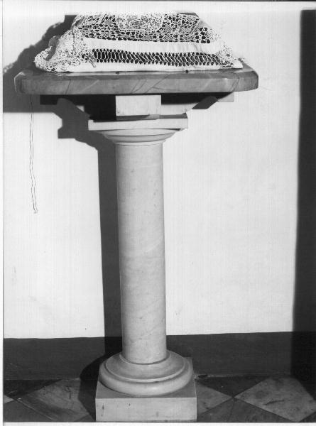 piedistallo, elemento d'insieme - bottega italiana (prima metà sec. XX)