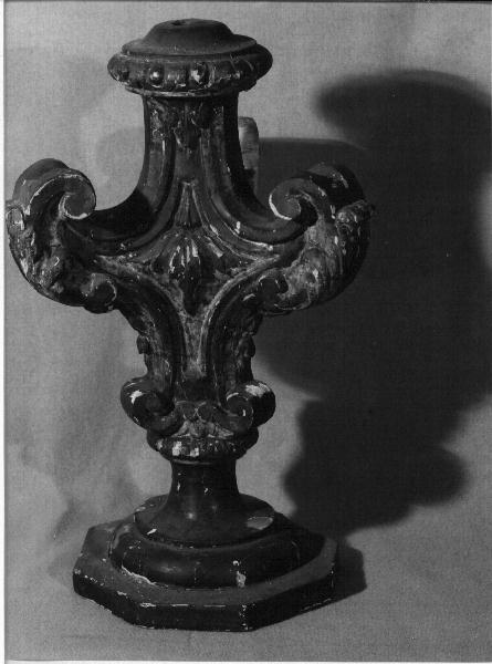 vaso d'altare con composizione floreale, opera isolata - bottega ligure (prima metà sec. XIX)