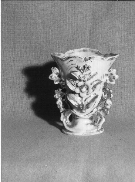 fiori (vaso da fiori, opera isolata) - produzione italiana (fine/inizio secc. XIX/ XX)
