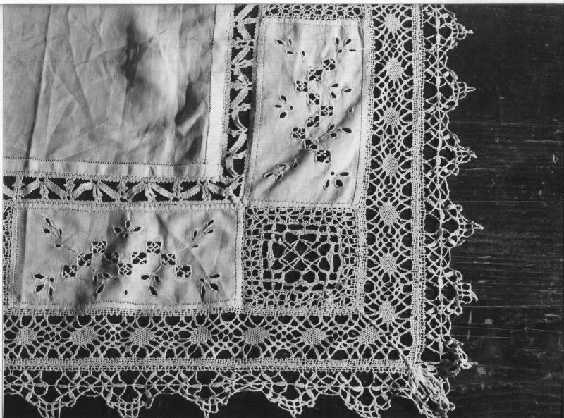 tovaglia, opera isolata - manifattura ligure (sec. XIX)