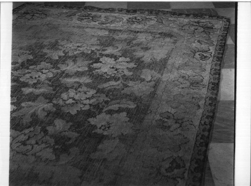 motivi decorativi floreali (tappeto, opera isolata) - produzione orientale (sec. XIX)