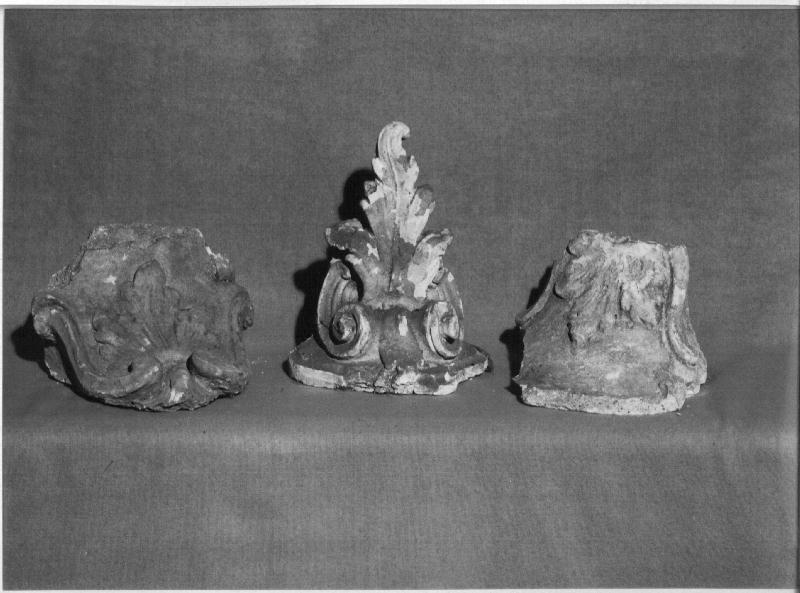 decorazione plastica, serie - PRODUZIONE LIGURE (ultimo quarto sec. XVII)