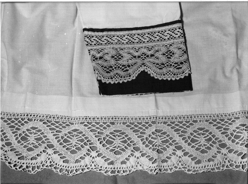 camice, opera isolata - manifattura ligure (seconda metà sec. XIX)