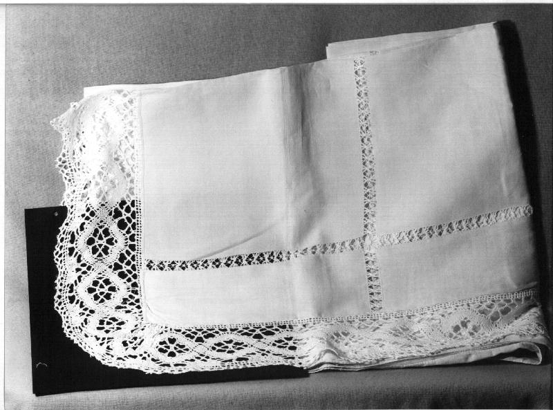 tovaglia d'altare, opera isolata - manifattura ligure (seconda metà sec. XIX)