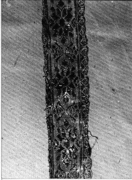 gallone, opera isolata - manifattura ligure (secondo quarto sec. XIX)