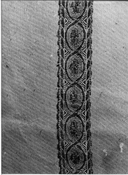 gallone, opera isolata - manifattura ligure (ultimo quarto sec. XIX)