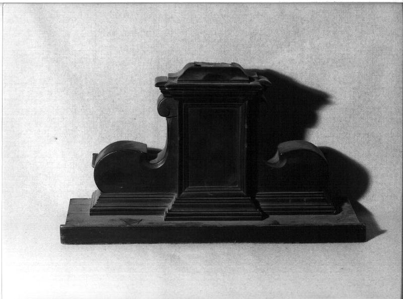 piedistallo, opera isolata - bottega ligure (metà sec. XIX)