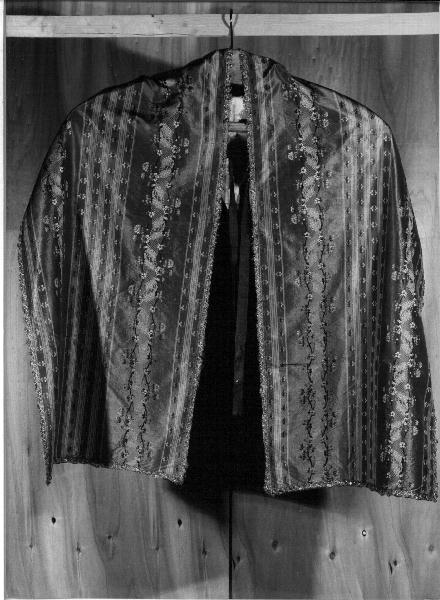 motivi decorativi (velo omerale, opera isolata) - manifattura ligure (prima metà sec. XIX)