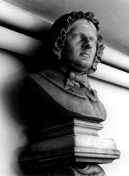 ritratto di donna (busto, elemento d'insieme) di Rubatto Carlo (attribuito) (metà sec. XIX)