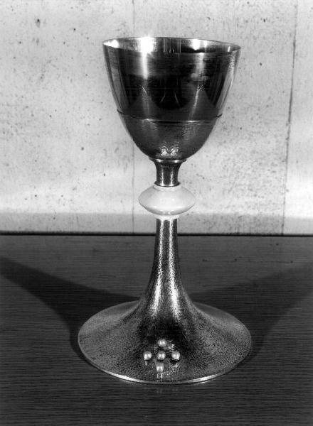 calice, elemento d'insieme - produzione milanese (sec. XX)